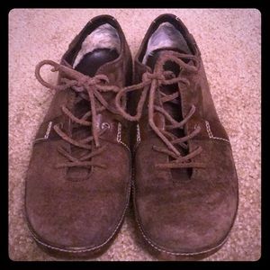 Men’s Ugg Wyatt shoes Sz. 8.5 Brown